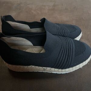 Women’s shoes Adrienne Vittadini 7.5 great condition